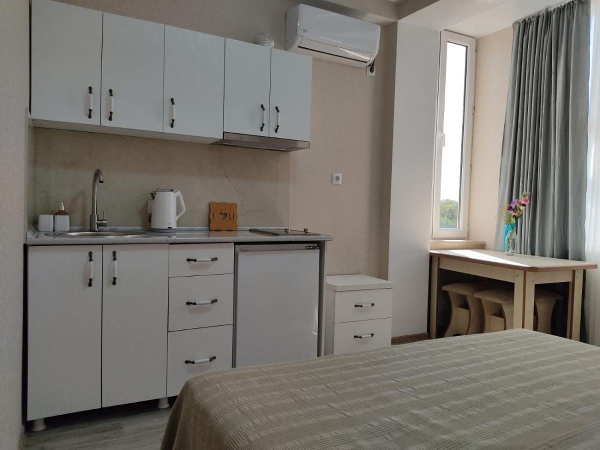 Pushkin Street Pearl Ξενοδοχείο Κουτάισι Εξωτερικό φωτογραφία