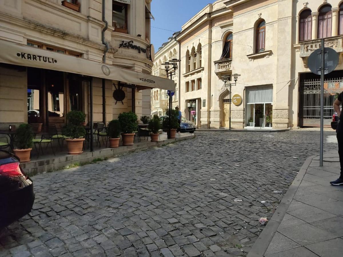 Pushkin Street Pearl Ξενοδοχείο Κουτάισι Εξωτερικό φωτογραφία