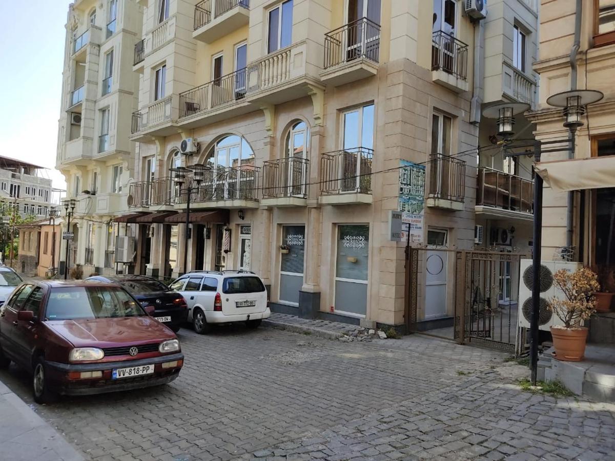 Pushkin Street Pearl Ξενοδοχείο Κουτάισι Εξωτερικό φωτογραφία